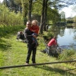 Jeden z necen�� zdej��ch z�vod� Milo� Drapa� s vnu�kou.